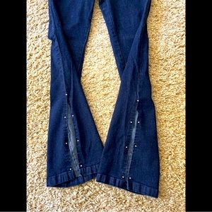 Flare Jeans - Flattering!